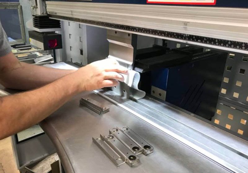 China Hanryk CNC bending sheet metal fabrication services China Hanryk CNC bending sheet metal fabrication services